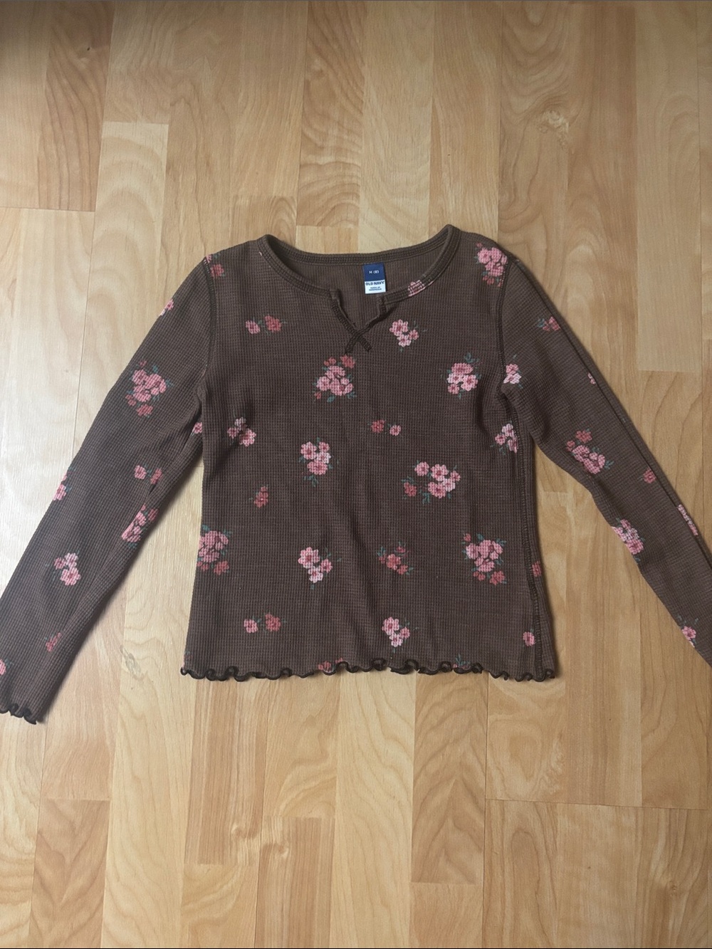 Old Navy Brown Long-Sleeve Floral Thermal Top with Pink Flowers